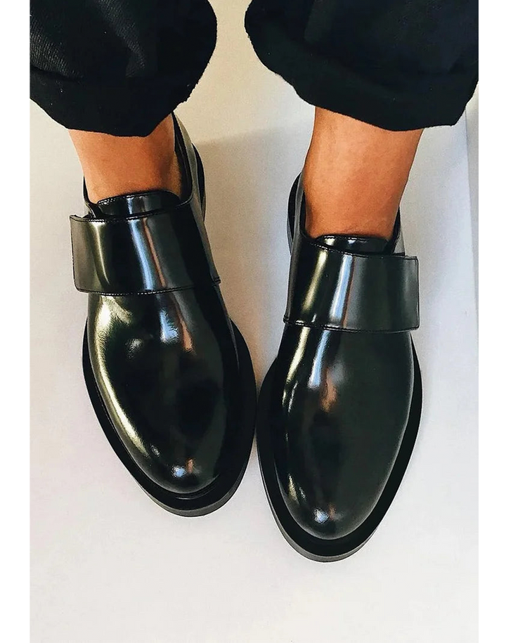 Ilona | Mocassins noirs vernis à bride