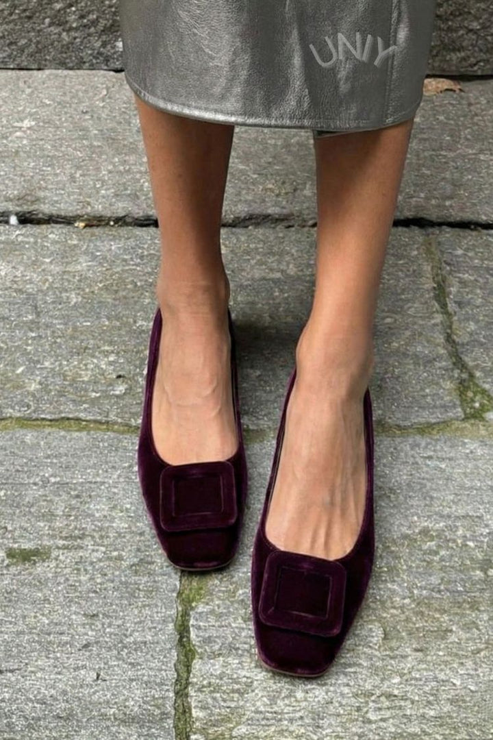 Ballerines à bout carré en velours avec boucle