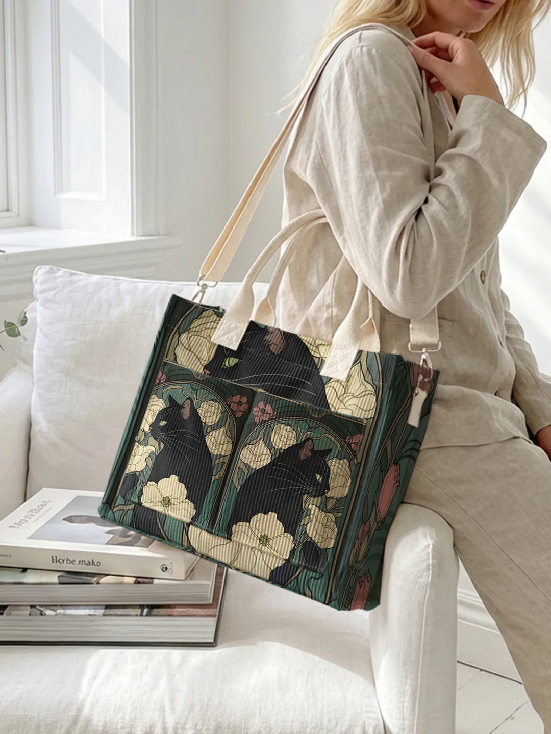 Ninette | Sac cabas en velours côtelé chat noir fleuri