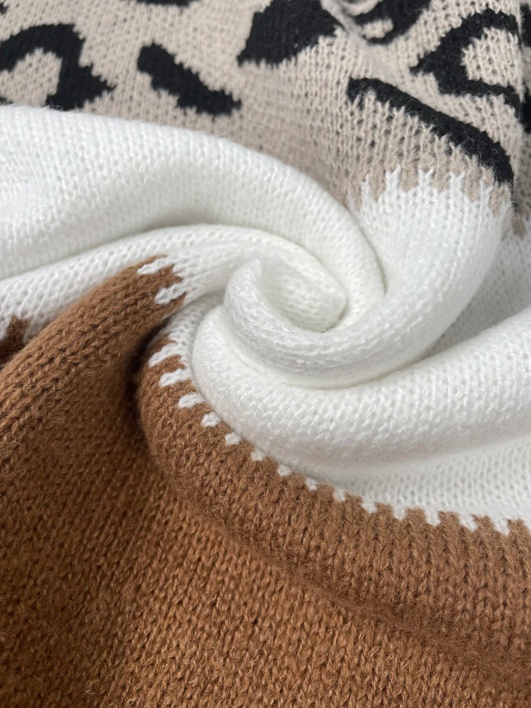Penelope - Pull à imprimé léopard stylé