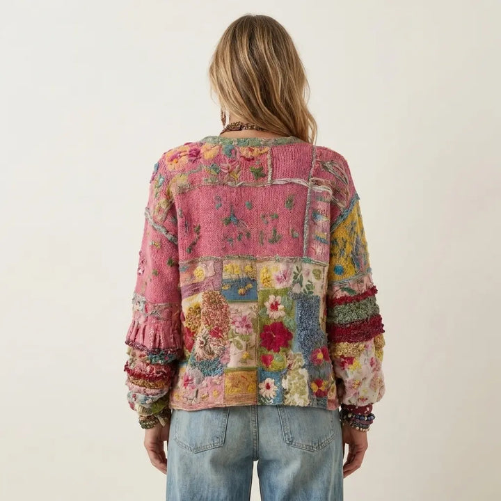 Marvelia | Cardigan en Tricot Patchwork avec Broderie Florale