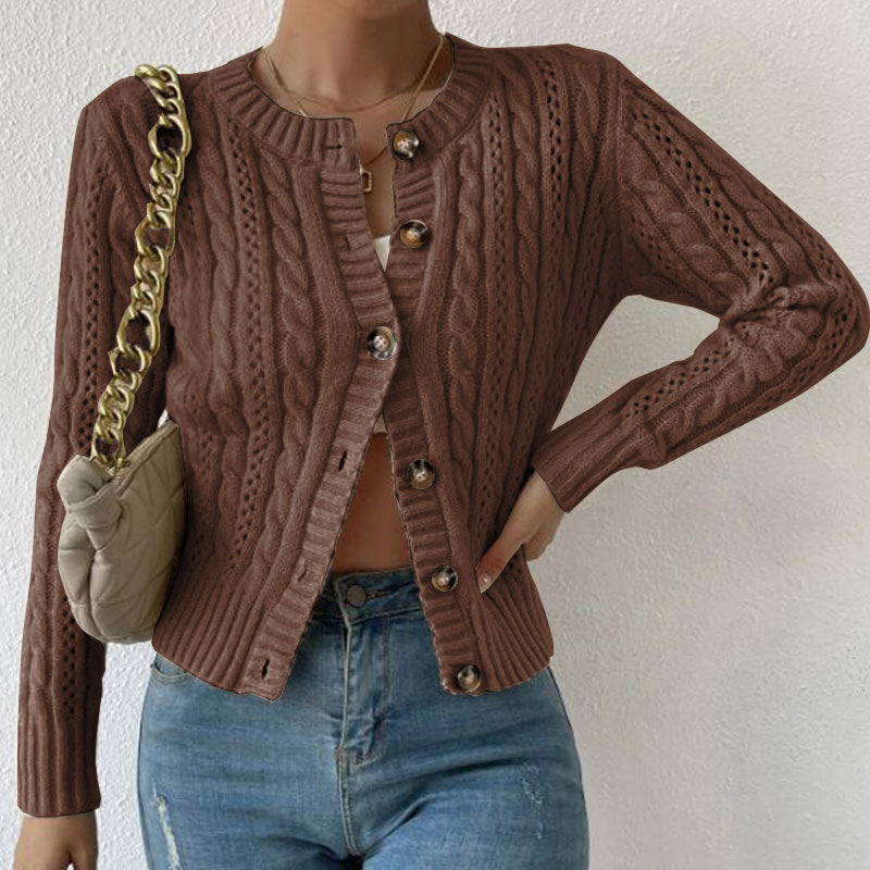 Lola | Cardigan court en maille torsadée à boutons